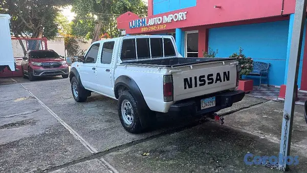jeepetas y camionetas - Nissan Frontier NP300 2014 6