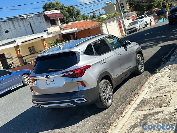 jeepetas y camionetas - 2021 Kia Seltos S CLEAN CARFAX  2