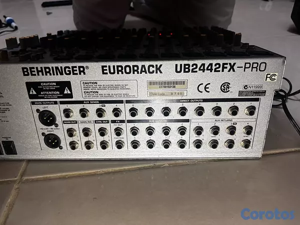 camaras y audio - Consola Behringer UB2442FX 6
