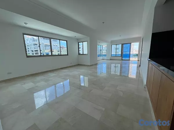 apartamentos - vedo renacimiento amplio tres habitaciones con baño dos parqueos lineales balcón 5
