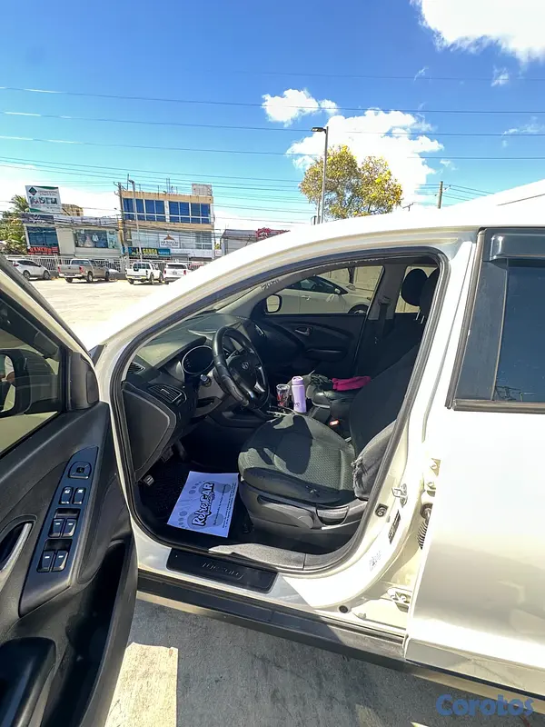 jeepetas y camionetas - HYUNDAI TUCSON 2012 MOTOR DOHC 5