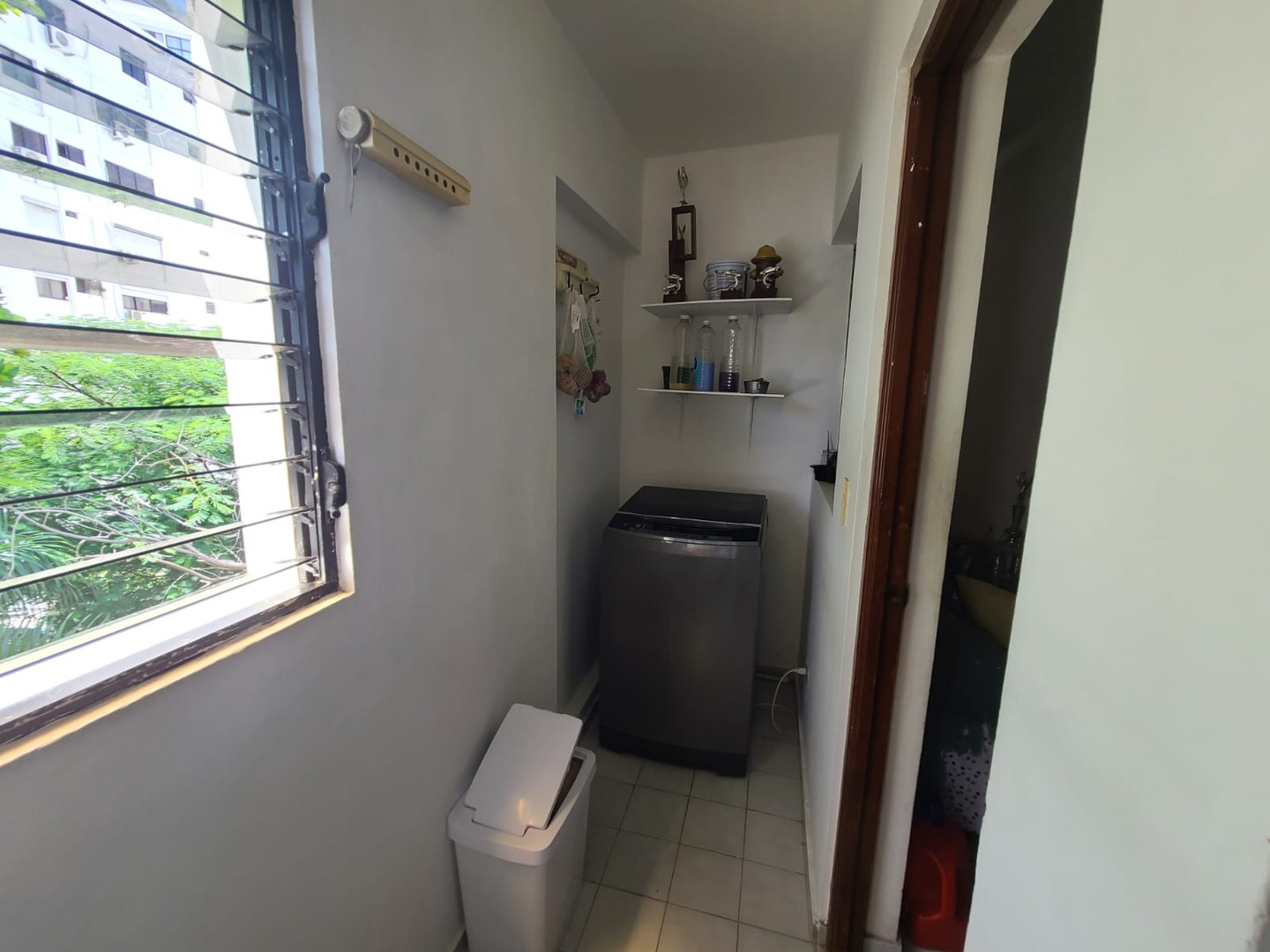 apartamentos - OPORTUNIDAD De vivir En Hermoso y Amplio Apto 4to Piso En el VERGEL CÓDIGO: PD15 9