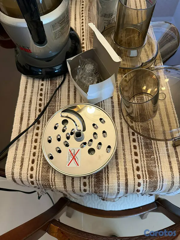 electrodomesticos - Licuadora Bullet Express con todos sus accesorios  9