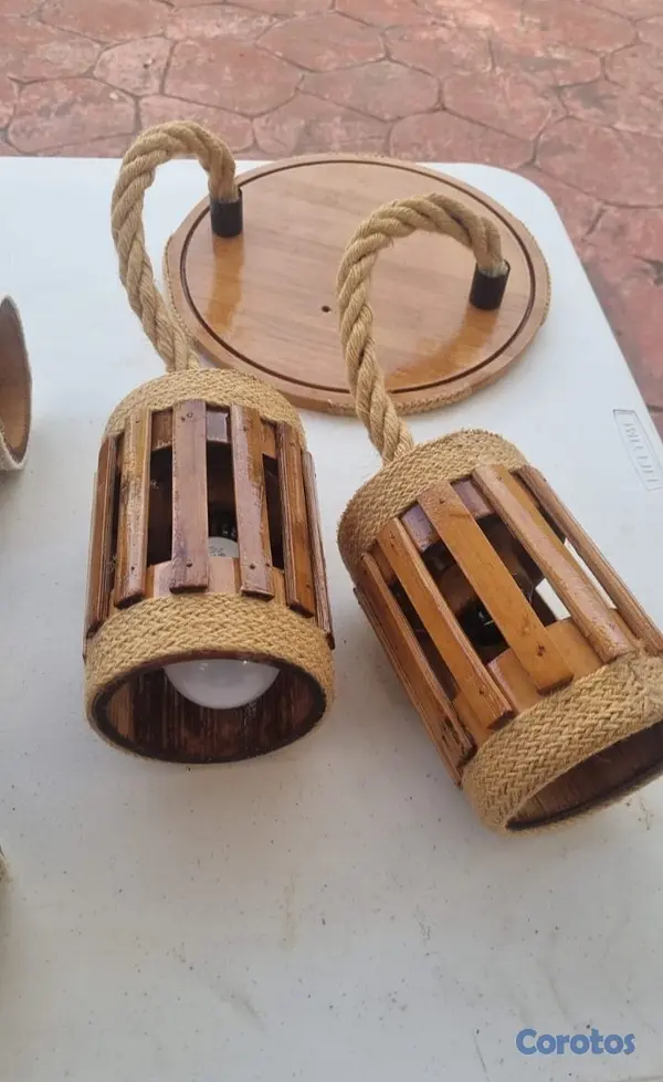 negocios en venta - Lámparas artesanal en madera 3