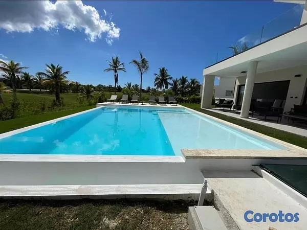 casas vacacionales y villas - venta de Villa de lujo primera línea campo de golf en la Romana de 750mts   8