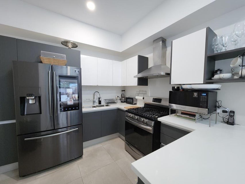 apartamentos - Apartamento en venta #24-667 espacioso, con ascensor, gimnasio, seguridad. 5