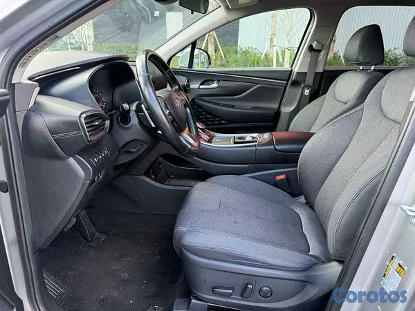 jeepetas y camionetas - Hyundai Santa Fe SEL 2023 8