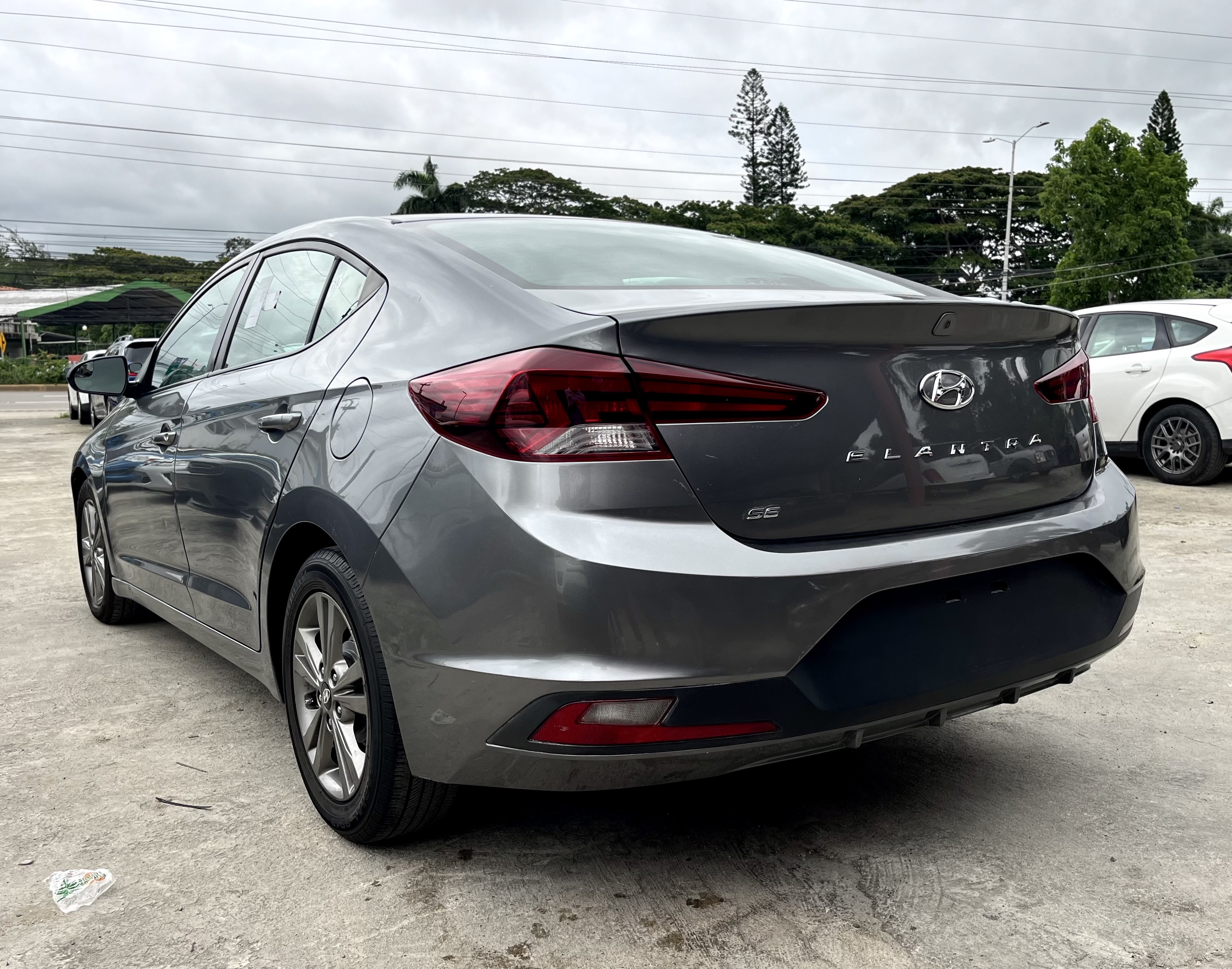 carros - Hyundai Elantra 2019 / Recién importado
 2