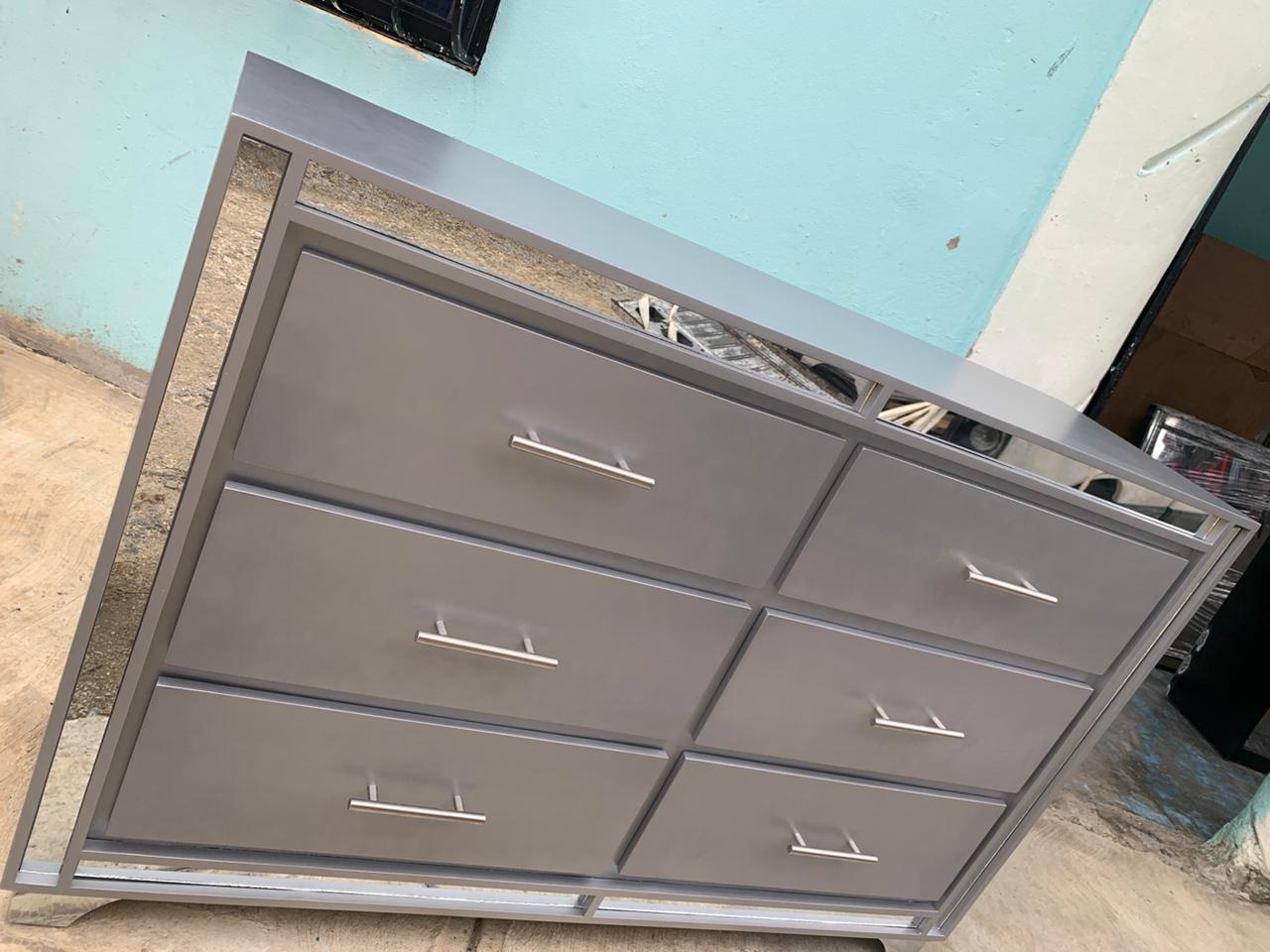 muebles y colchones - Cómoda color gris  2