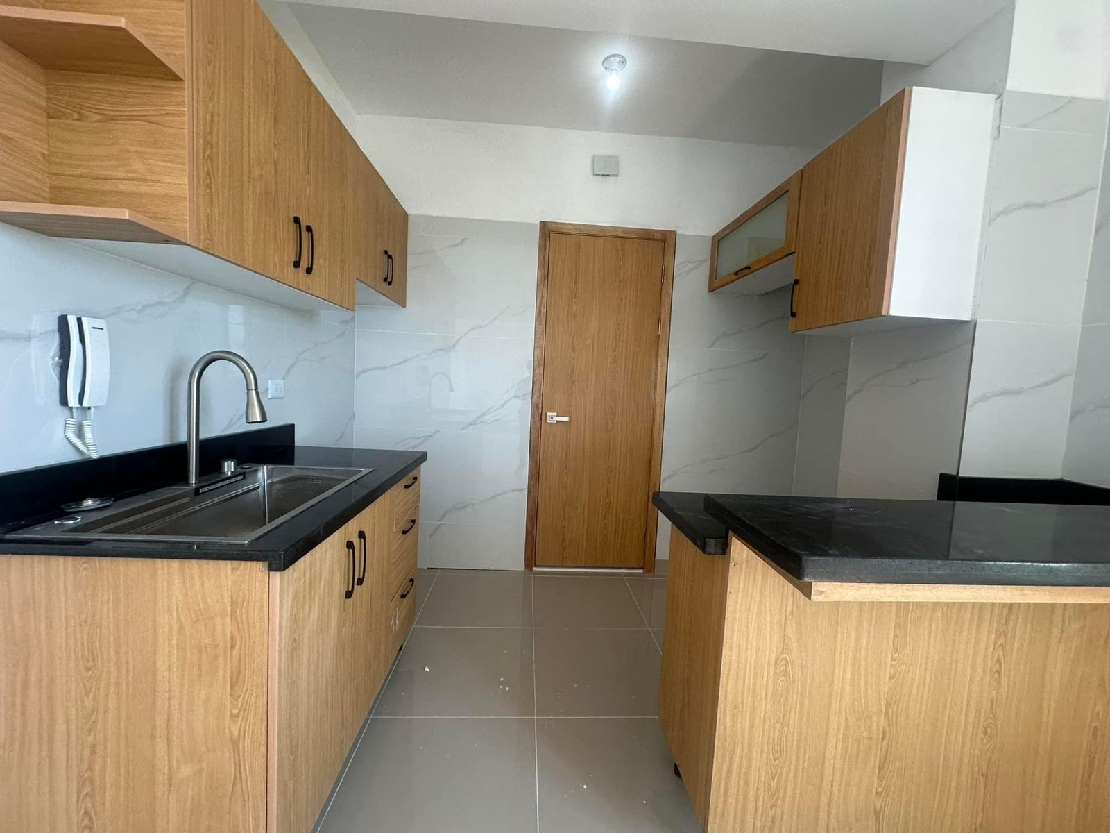 apartamentos - Vendo Independencia klm 7 y medio casi listo , sal 9
