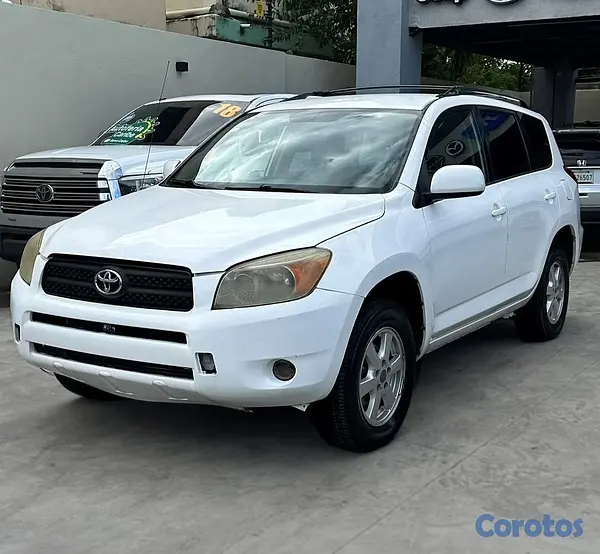 jeepetas y camionetas - 2007 Toyota Rav4  4