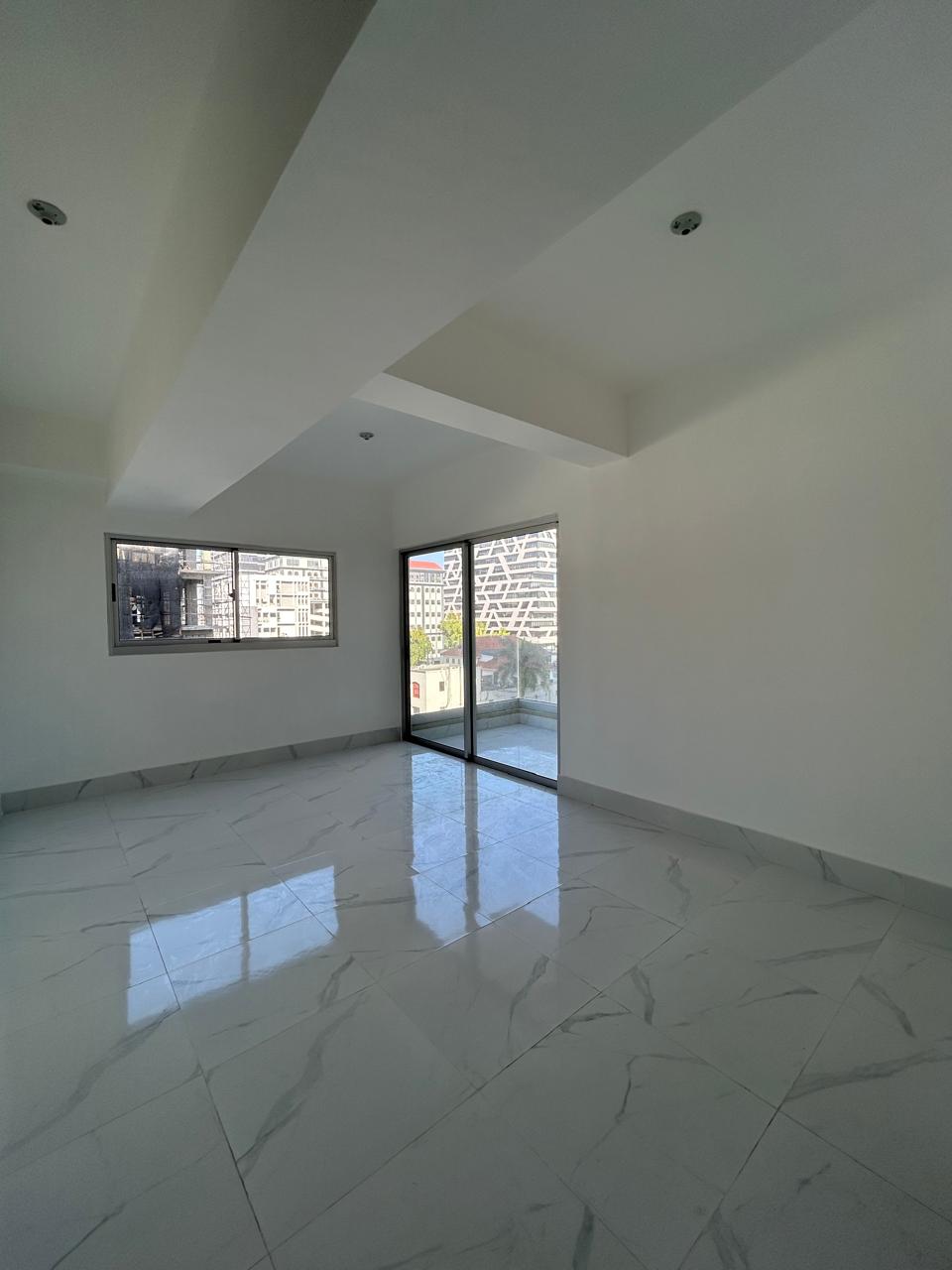apartamentos - Excelente Apto en PIANTINI, Prox. a la LINCOLN, 3 HABS., 139 Mts.2, Balcon 2