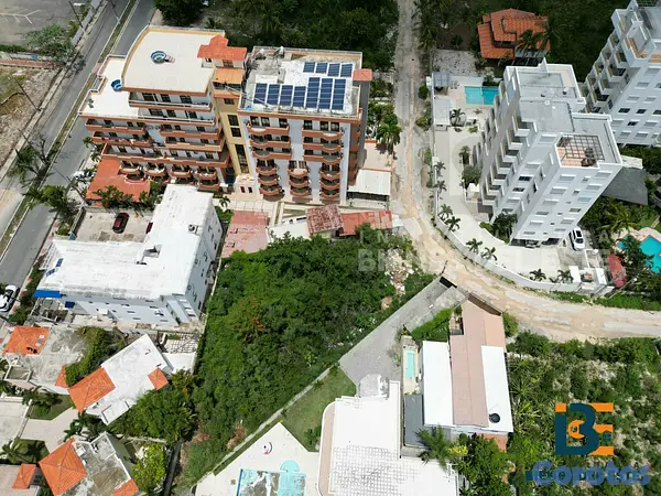 solares y terrenos - VENDE Excelente Solar con 1,024 metros en el CENTR 7