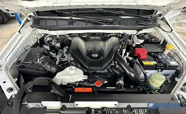 jeepetas y camionetas - 2025 Isuzu DMAX LSE 2