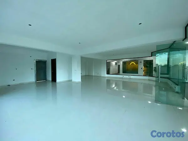 oficinas y locales comerciales - AMPLIOS LOCALES  4