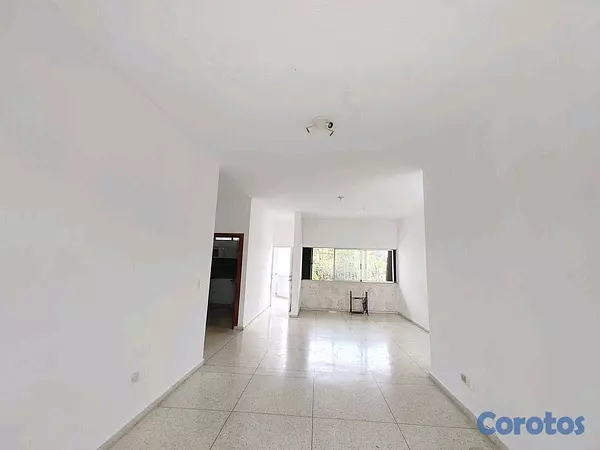 apartamentos - Apartamento en Alquiler en Mirador Sur, frente al Parque 5