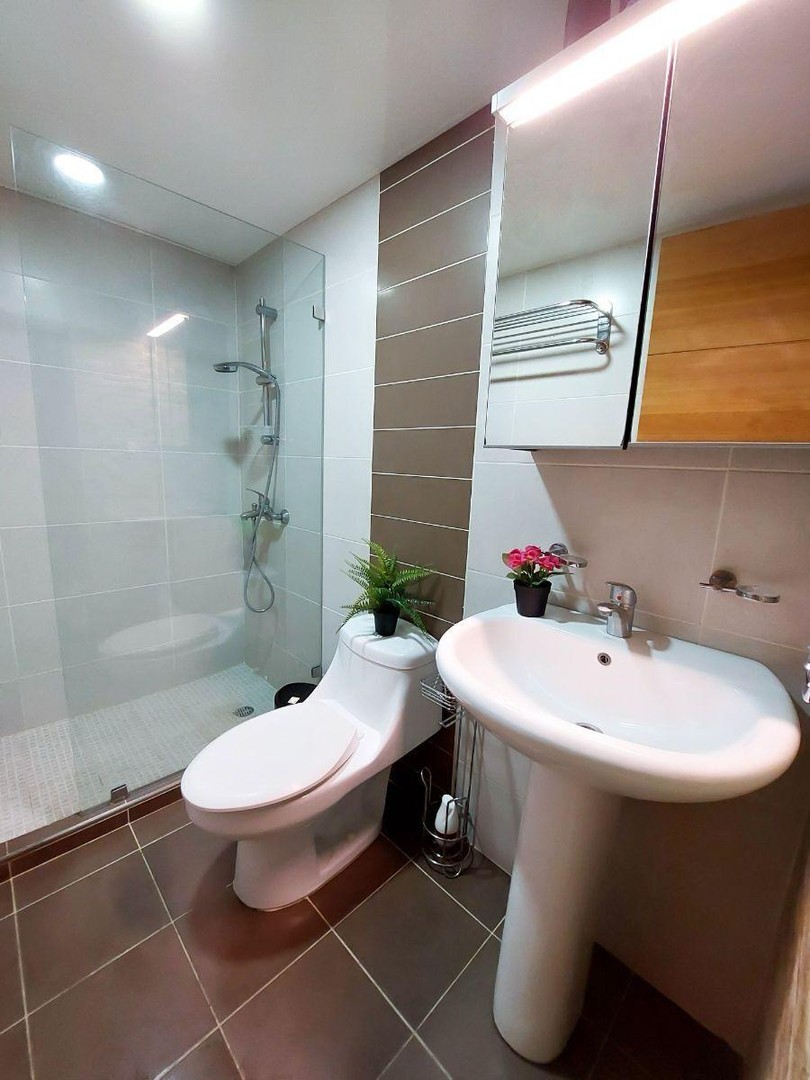 apartamentos - 🔵 apartamento  2do piso en arroyo hondo viejo
 7