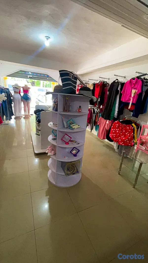 otros inmuebles - se vende todo lo de esta tienda de ropa  5
