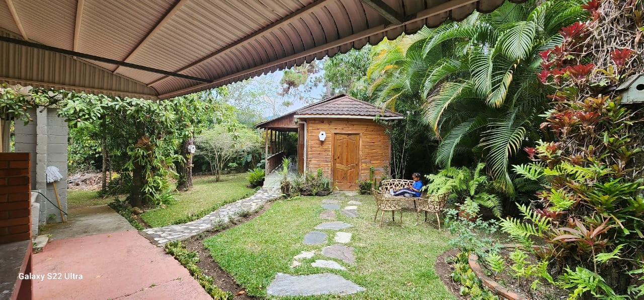 apartamentos - EN JARABACOA VENDO  SOLAR CON CASA Y 2 CABAÑAS SIN INTERMEDIARIOS