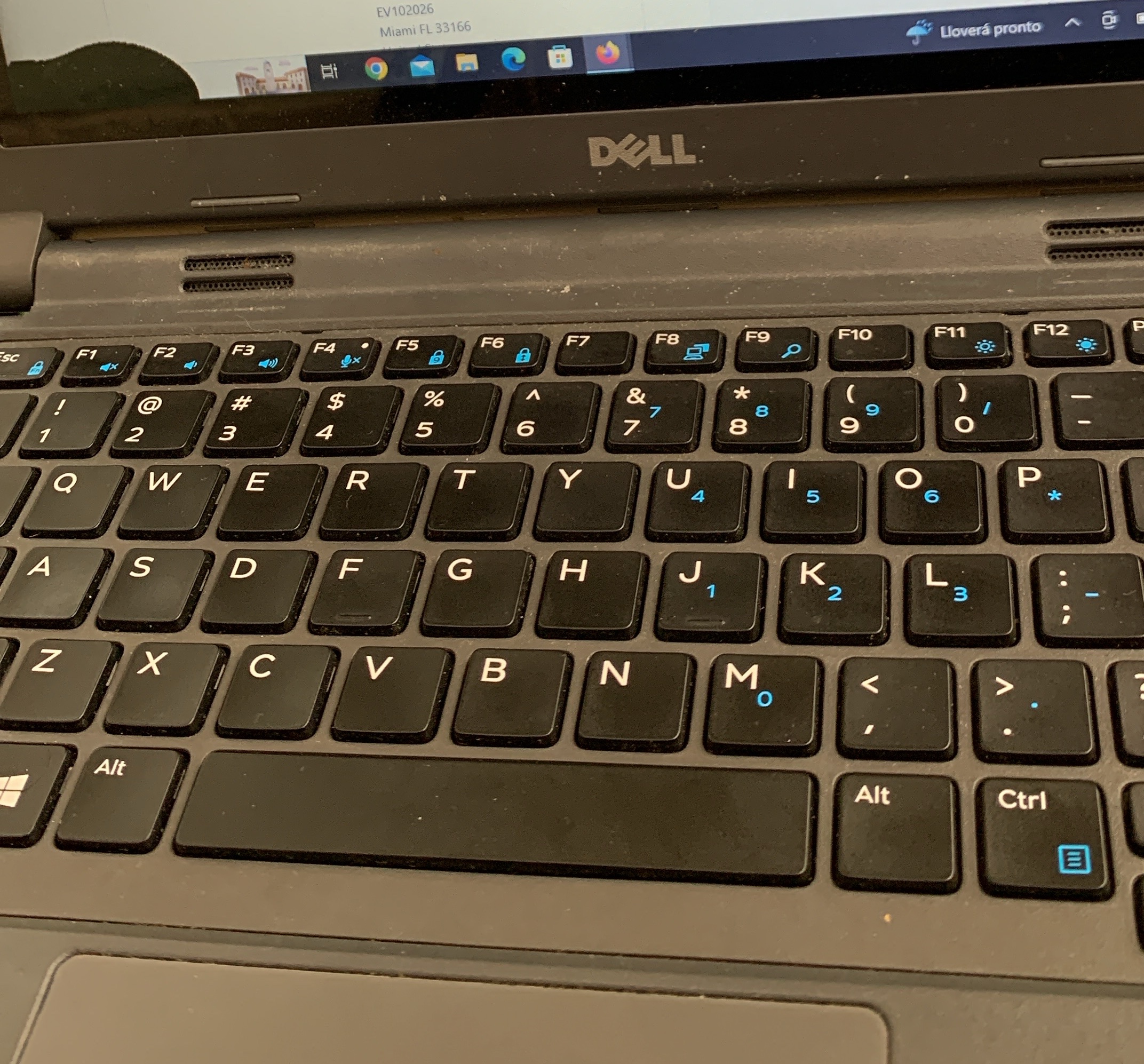 computadoras y laptops - Laptop DELL latitude táctil  3