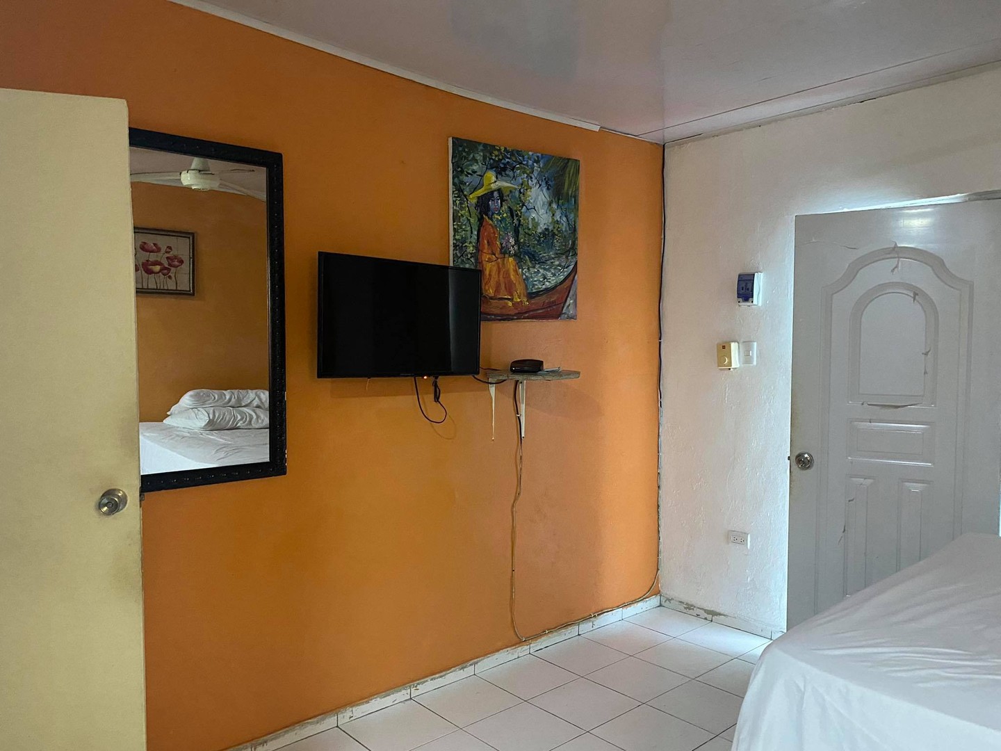 apartamentos - Alquiler Apartamento Estudio Amueblado Ubicado en la Zona Colonial 2