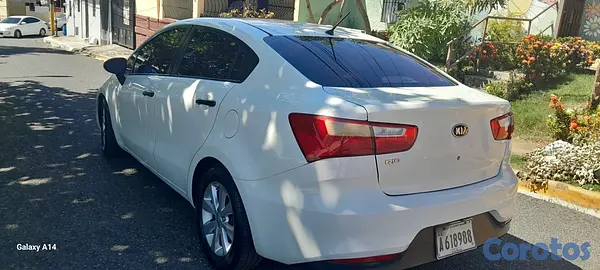 carros - Kia Rio 2013 Ligeramente Negociable. 2