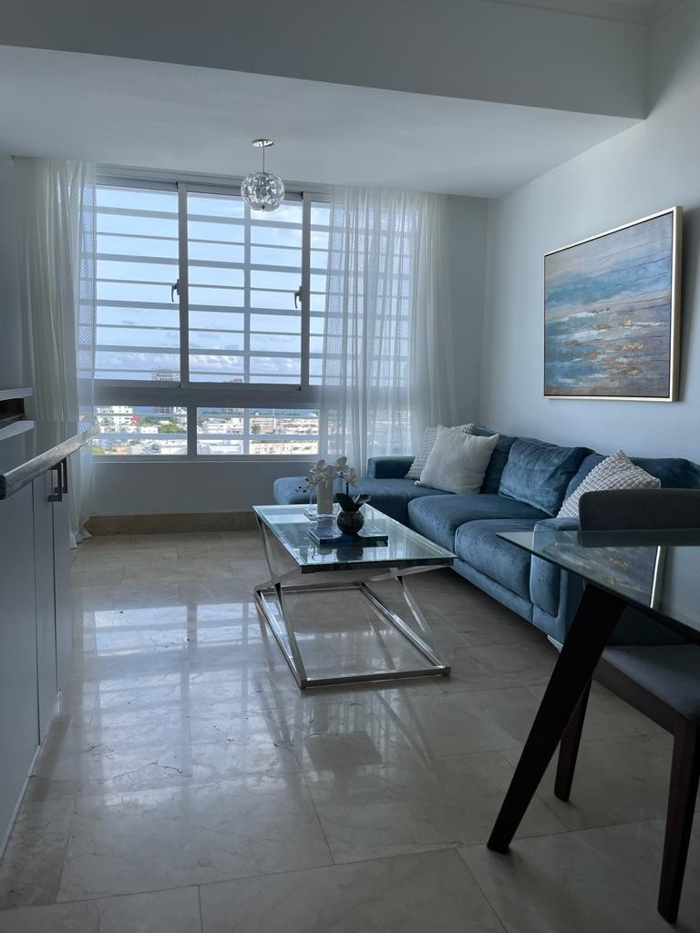 apartamentos - SIN INTERMEDIARIOS RENTO APARTAMENTO CERCA TETRO NACIONAL, PISO NO.12 1