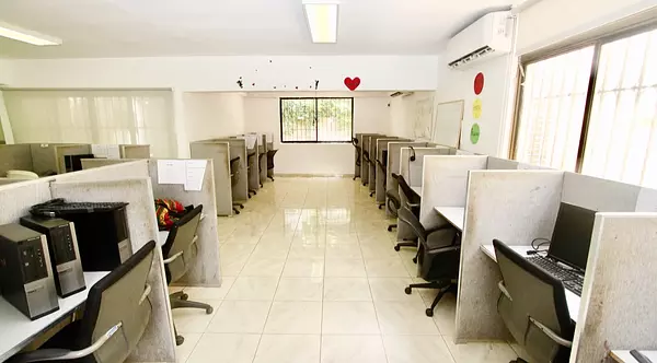 oficinas y locales comerciales - Alquiler propiedad comercial  en Evaristo 3