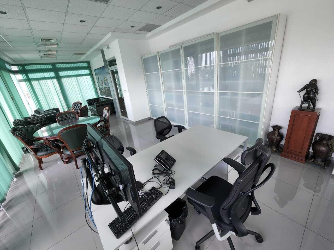 oficinas y locales comerciales - Edificio Comercial de 5 Pisos con 325 MTS 1