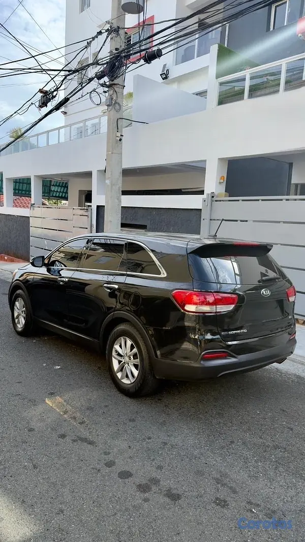 jeepetas y camionetas - De Venta - Kia Sorento 2018 
 4