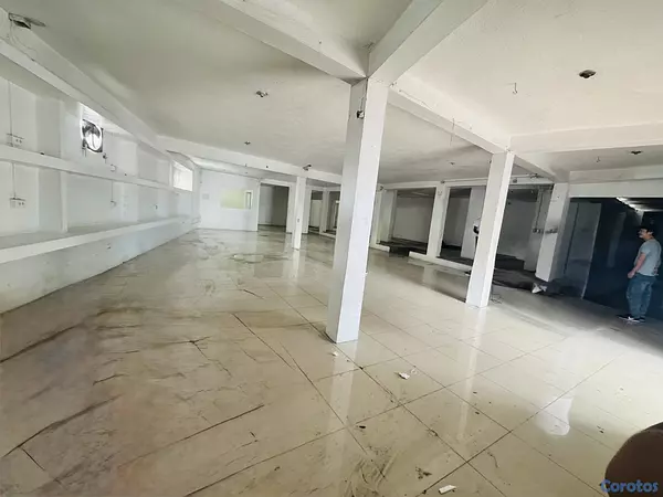 oficinas y locales comerciales - LOCAL COMERCIAL LOS ALCARRIZOS  3