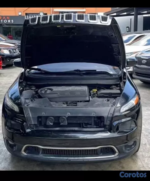 jeepetas y camionetas - Jeep Cherokee Limited 4