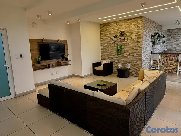 apartamentos - Oportunidad de inversión Apartamento Remodelado en 13