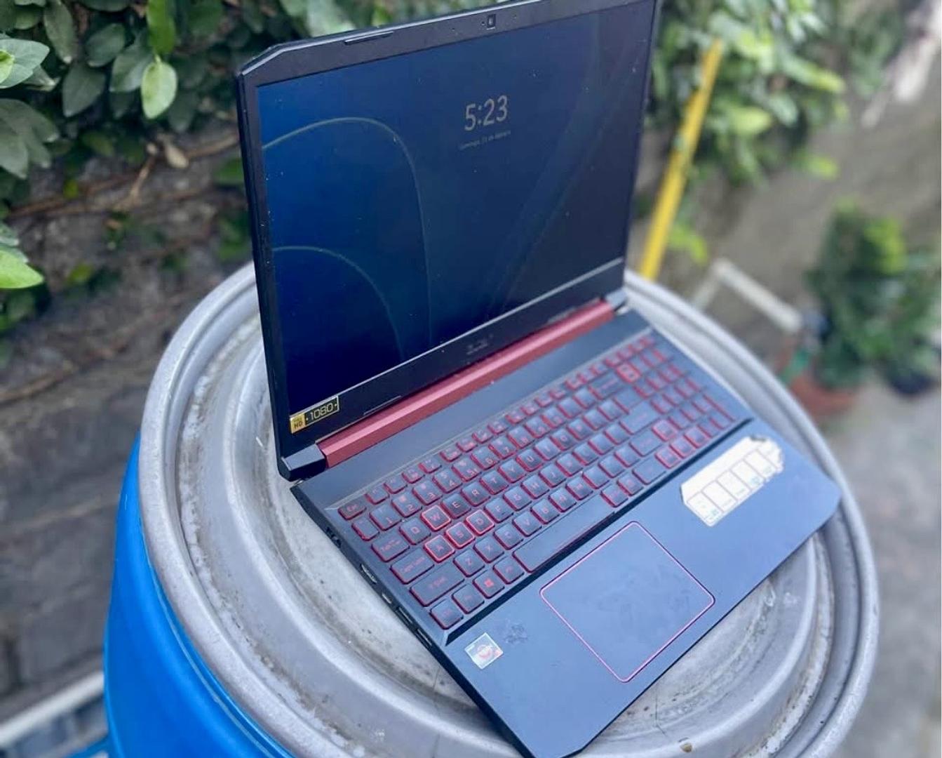 computadoras y laptops - Acer Nitro 5 1