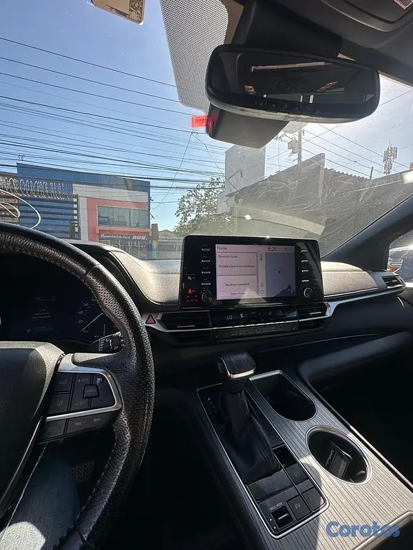 jeepetas y camionetas - TOYOTA SIENNA XSE 2021 18