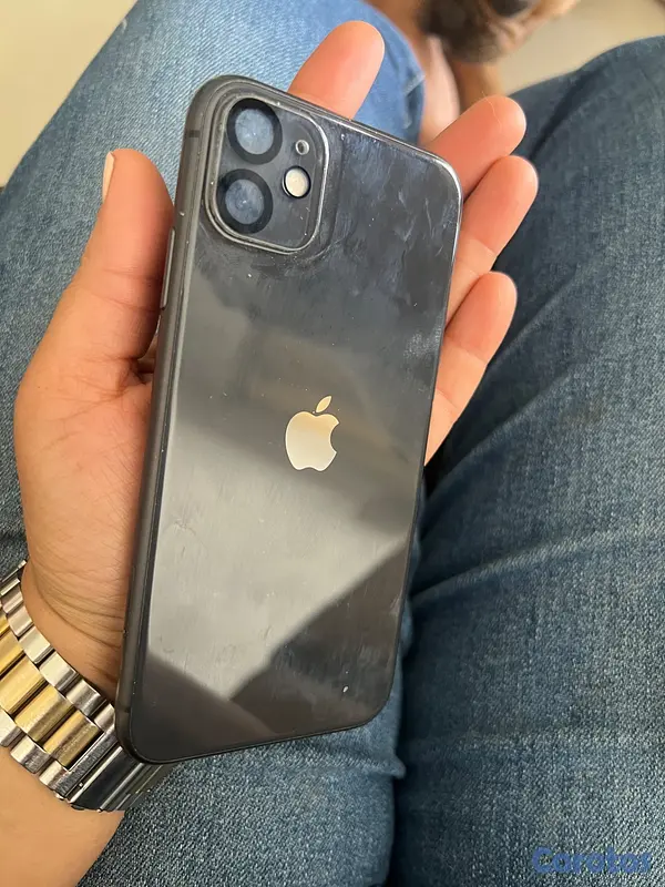 celulares y tabletas - Vendo iphone 11 64gb 4