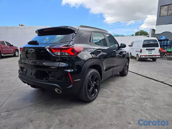 jeepetas y camionetas - CHEVROLET TRAILBLAZER 2022 NEGRO GASOLINA 9