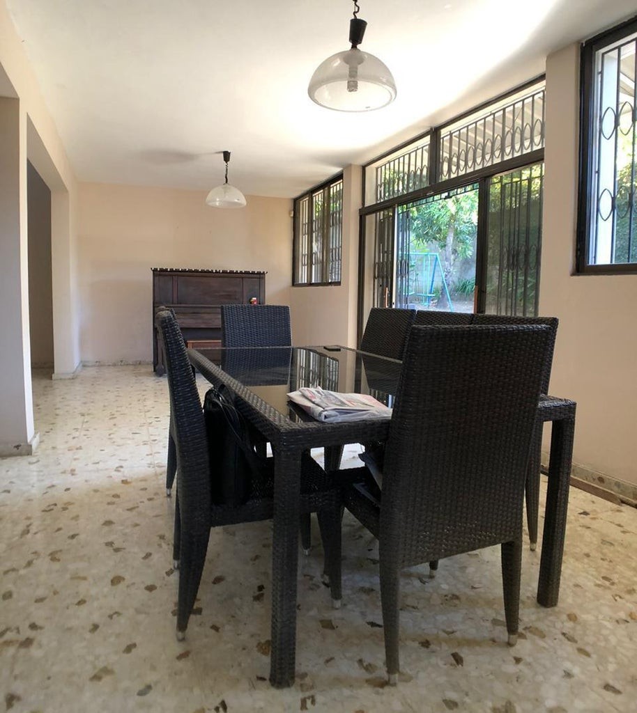 casas - Hermosa casa en renta de 3 niveles con 440 mts de construcción y 3 habitaciones 3