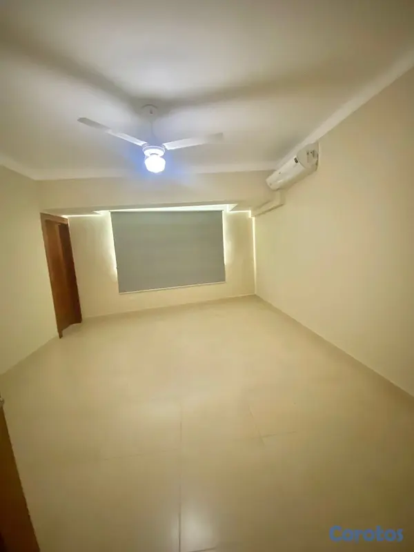 apartamentos - Apartamento hermoso de venta en La Esmeralda  3
