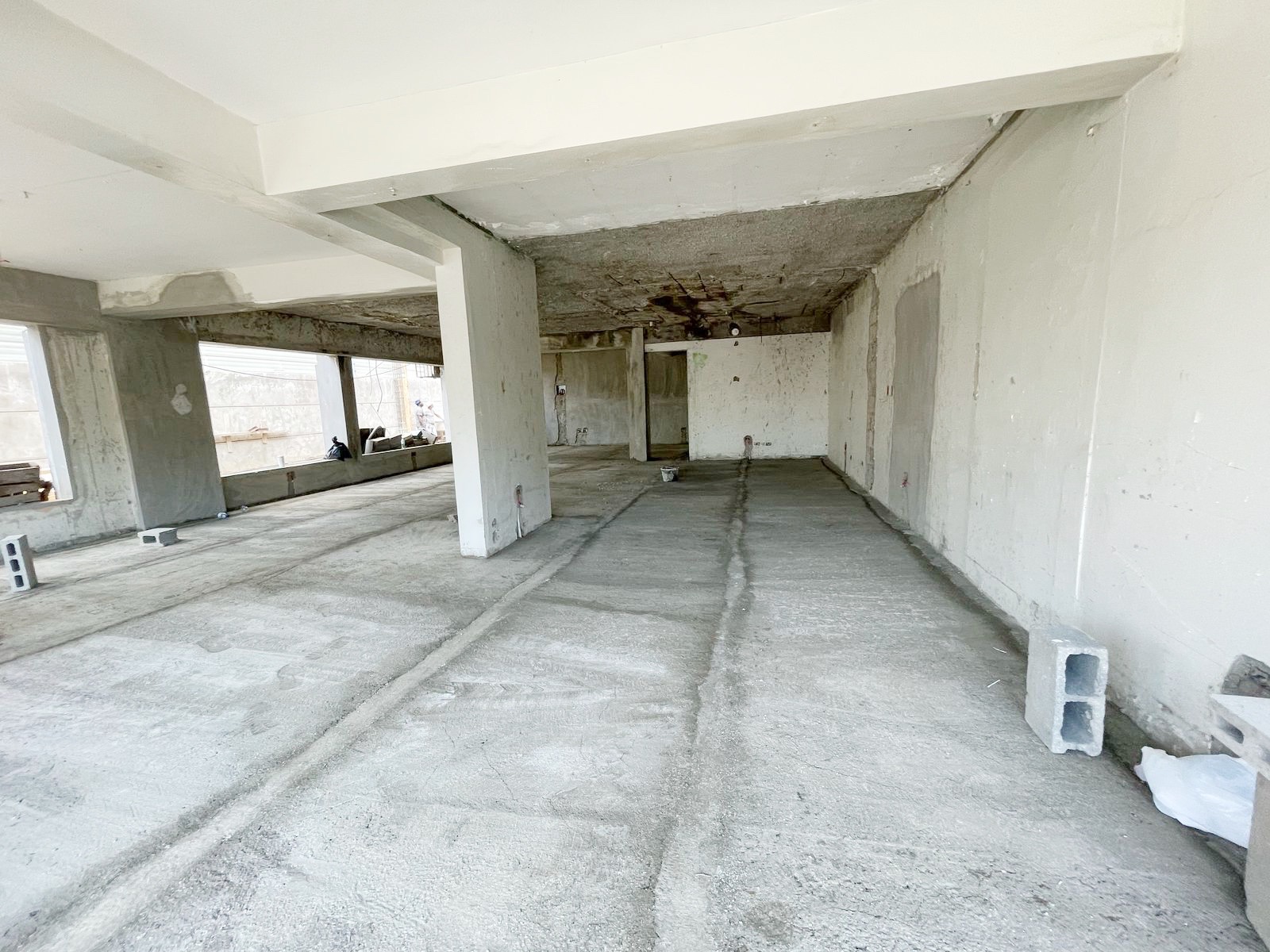 oficinas y locales comerciales - Local en Primer nivel  2