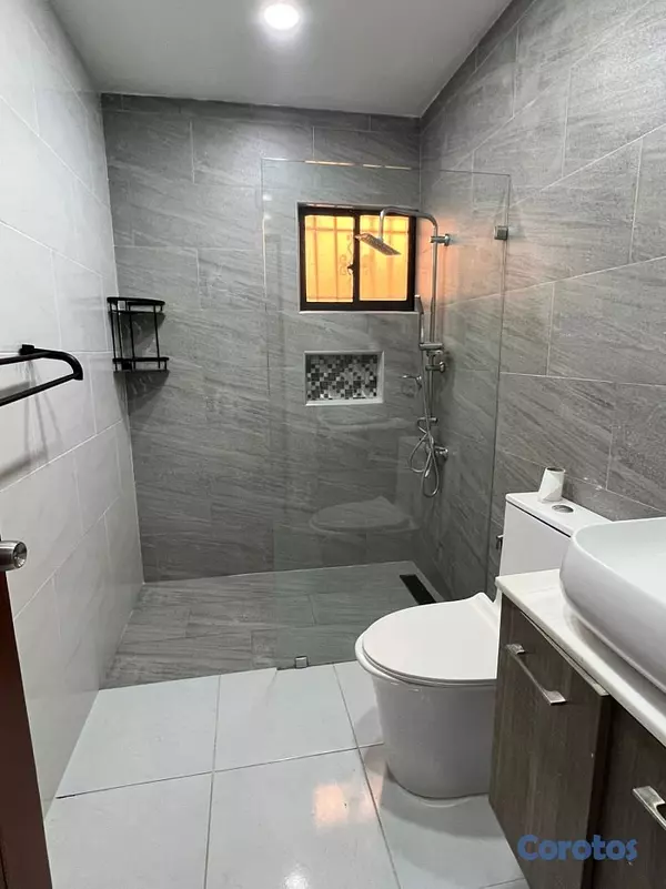 casas - Casa en Alquiler Altos de Arroyo Hondo II 4