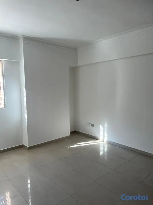 apartamentos - Apartamento en Alquiler en Bella Vista con terraza, 2do piso.
 10