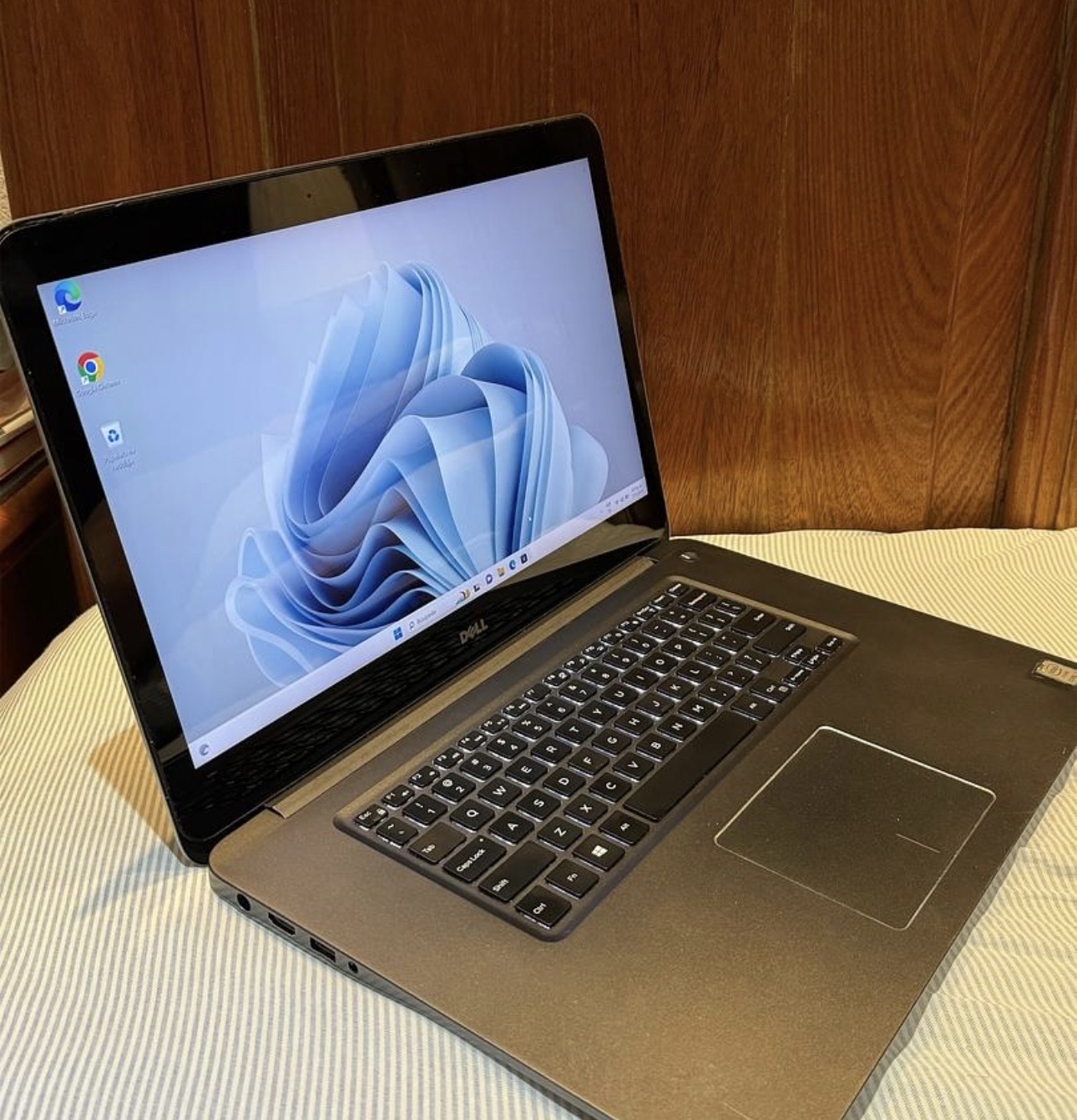 computadoras y laptops - VENDO LAPTOP DELL 0