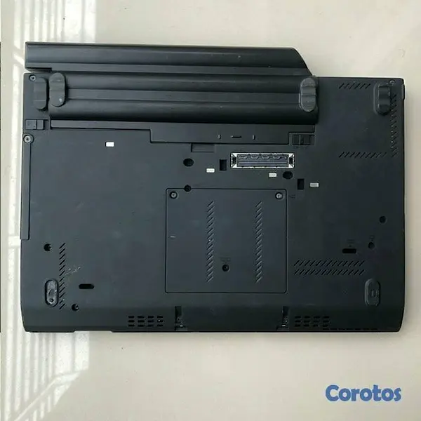 computadoras y laptops - Laptop Lenovo Thinkpad X220, i7, 8GB RAM 4