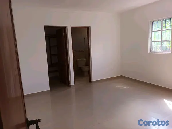 apartamentos - ALQUILO, APTO. AMPLIO PROX. A CARREFOUR  11