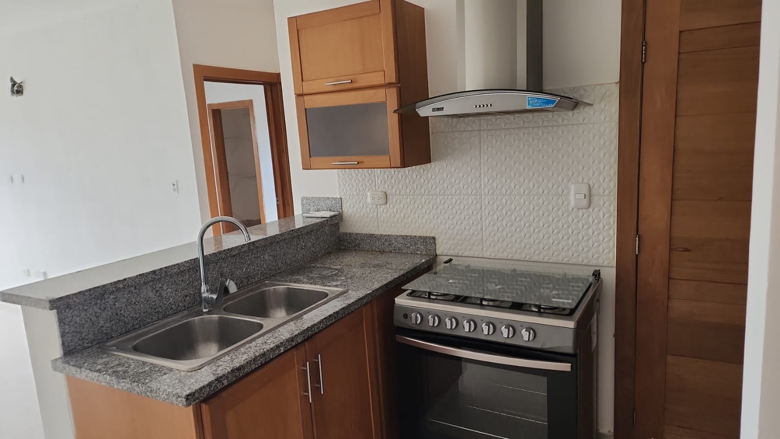apartamentos - iso 4 Con Ascensor Y Línea Blanca Zona Universitar 2