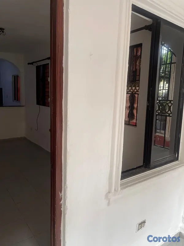 casas - Alquilo casa en el sector Engombe en un primer pis 4