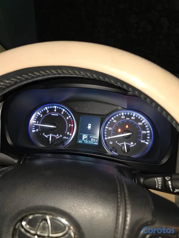 jeepetas y camionetas - Toyota Highlander 15