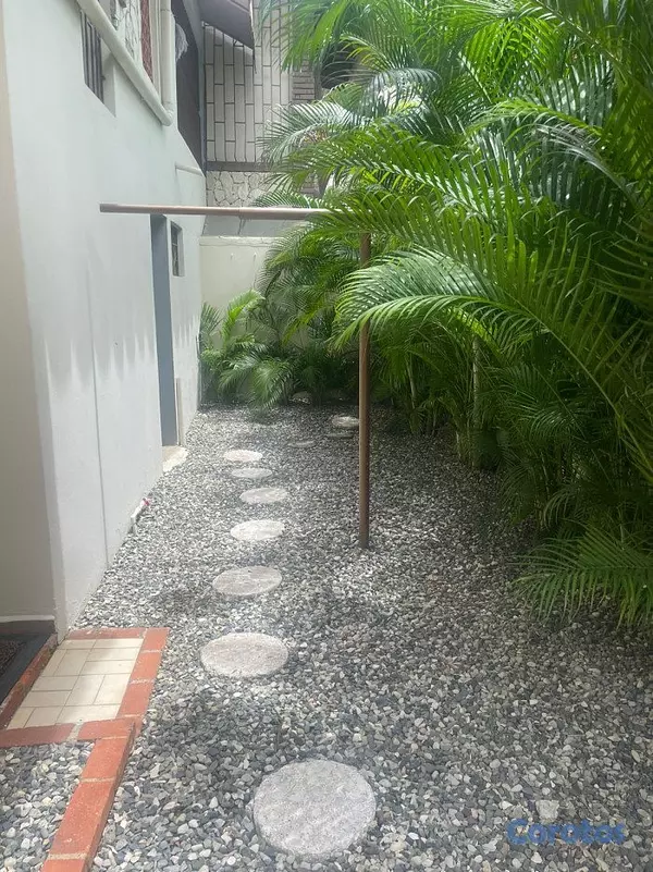 casas - Casa en Alquiler – Ideal para Negocio u Oficina Ub 4