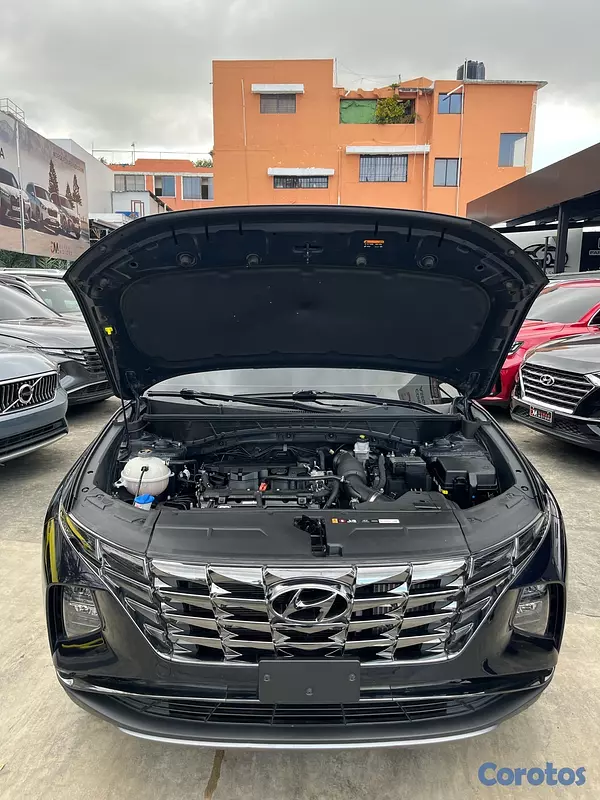 jeepetas y camionetas - Hyundai Tucson Limited 1.6T 2024 11